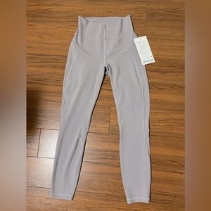 lululemon unlimits violet verbena size 4 NWT